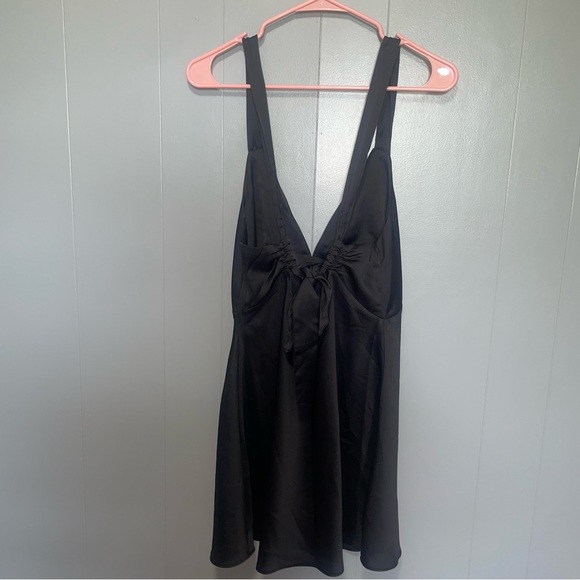 Abercrombie & Fitch Black Satin Slip Mini Tie Back Dress Small - Picture 5 of 6